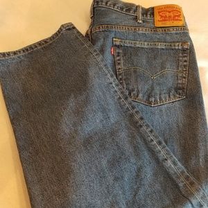 Levi 560 Jean's. 30 length